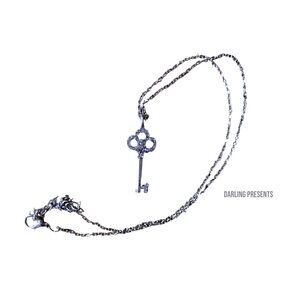 Crystal key Necklace Women Color Silver